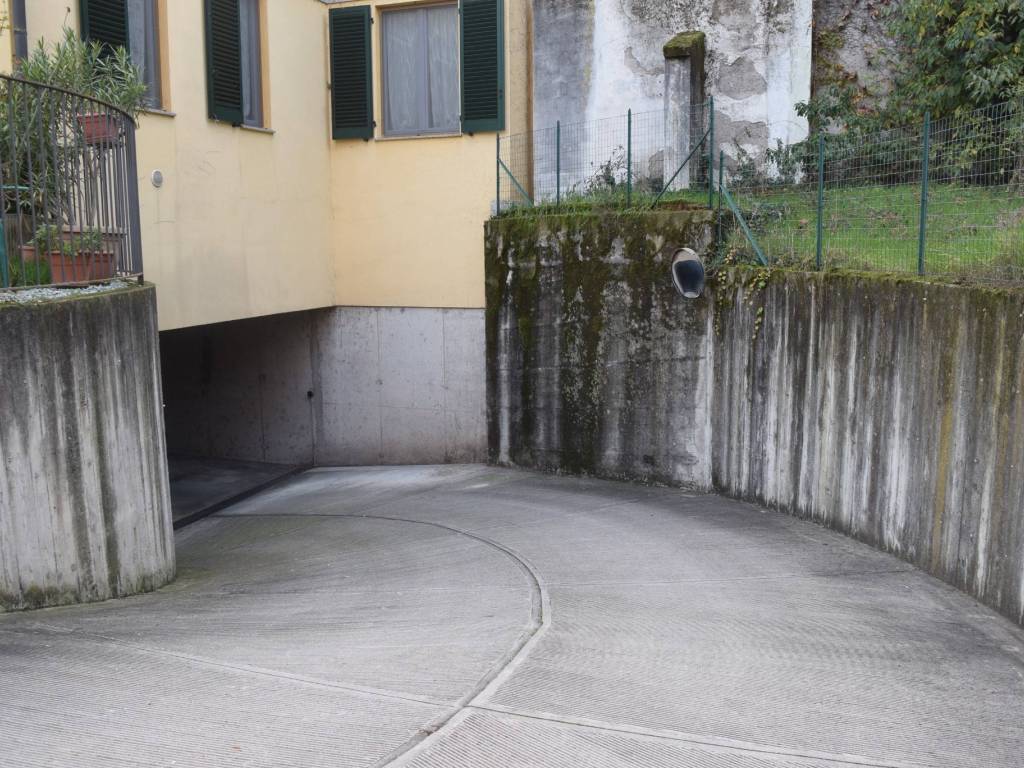 Box / garage a Cuggiono in Via San Gregorio - Foto 2