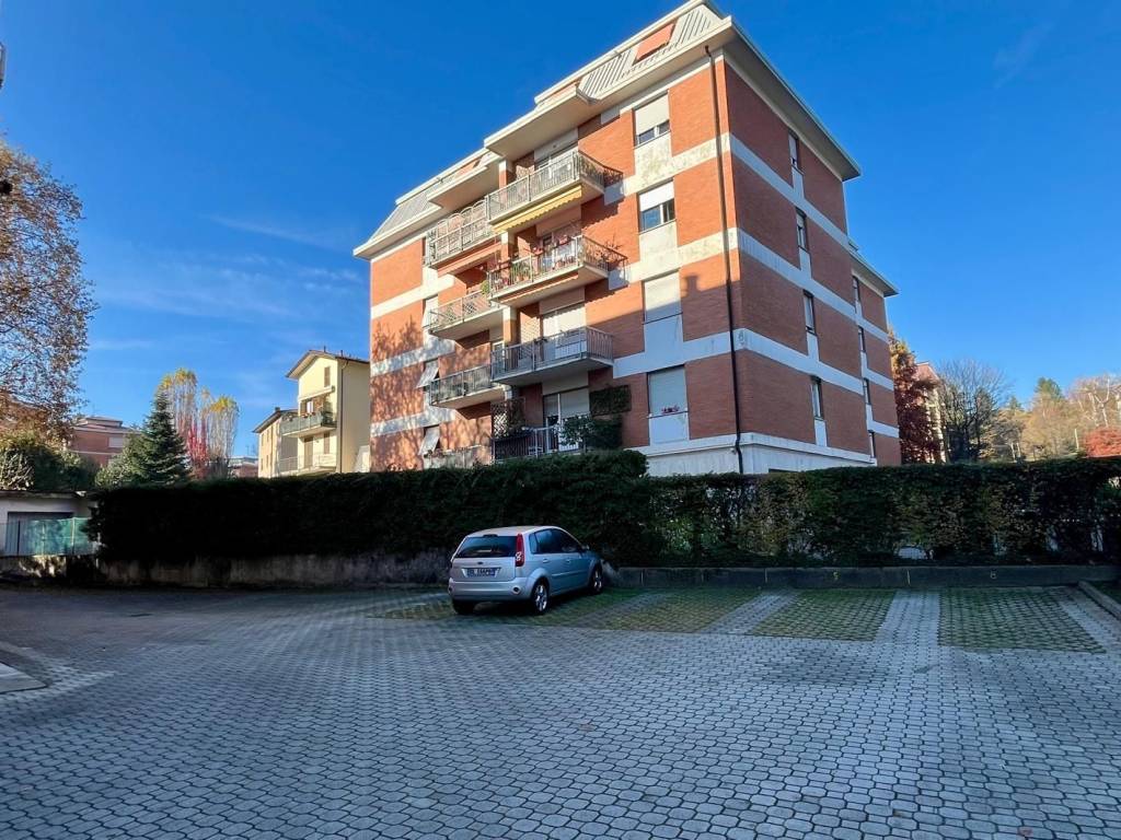 Appartamento a Varese in Via Padre Samuele Marzorati - Foto 3