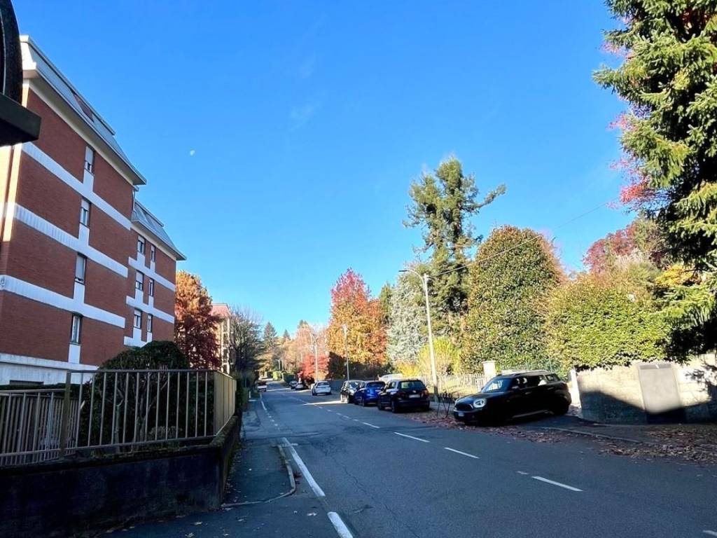 Appartamento a Varese in Via Padre Samuele Marzorati - Foto 4