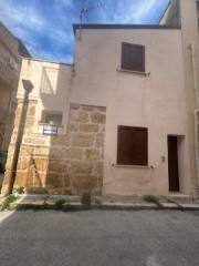 Appartamento a Castellammare del golfo in Via Vincenzo Bellini - Foto 4