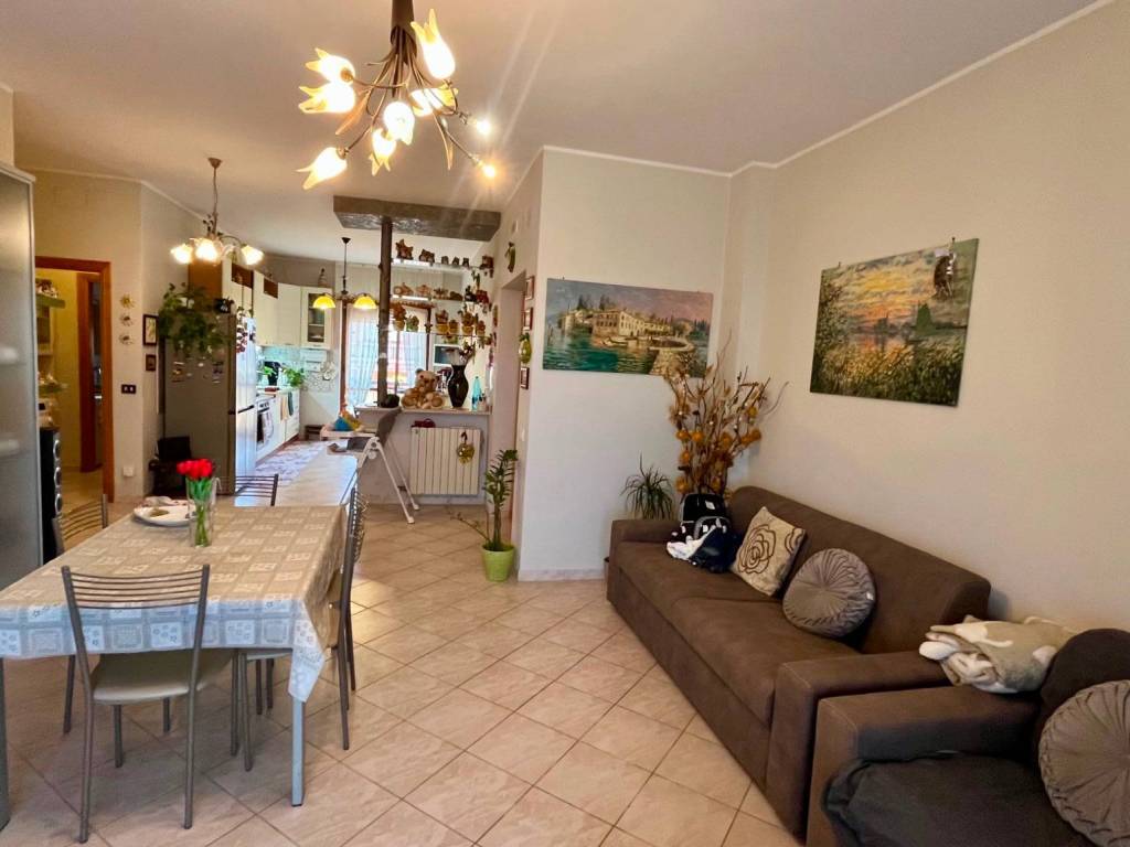 Appartamento a Fondi in Via Gaetano Donizetti - Foto 3