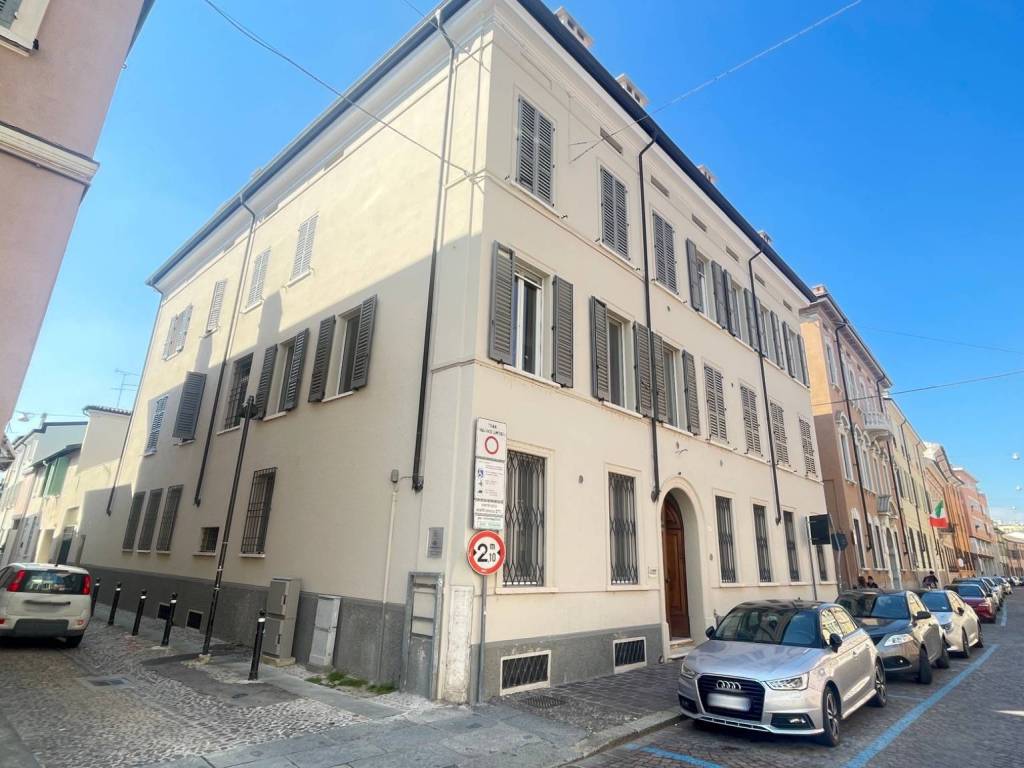 Appartamento a Mantova in Via Achille Sacchi, 35 - Foto 2