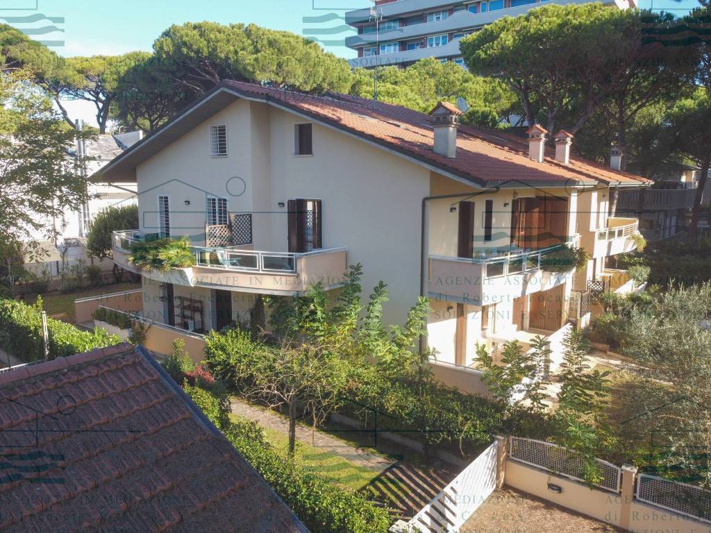 Appartamento a Cervia in Viale Giovanni Pierluigi da Palestrina, 17 - Foto 3