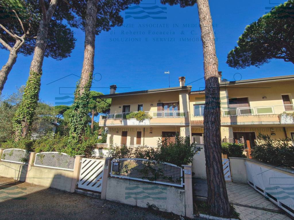 Appartamento a Cervia in Viale Giovanni Pierluigi da Palestrina, 17 - Foto 4
