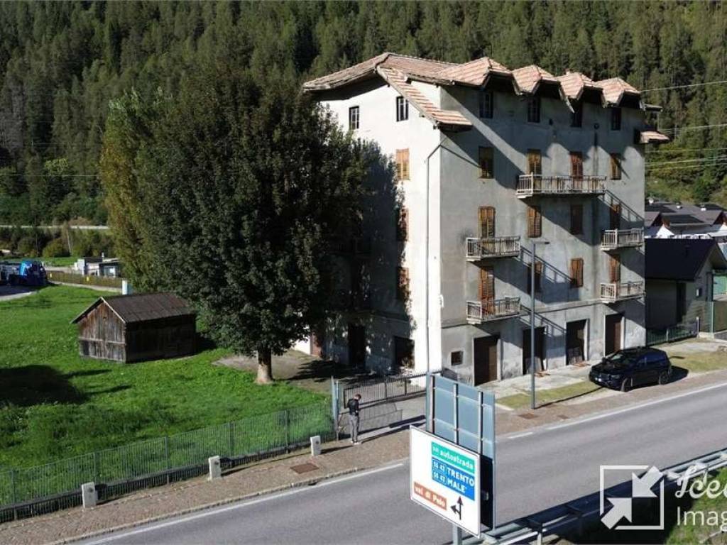 Palazzo / stabile a Ossana in via III Novembre - Foto 4