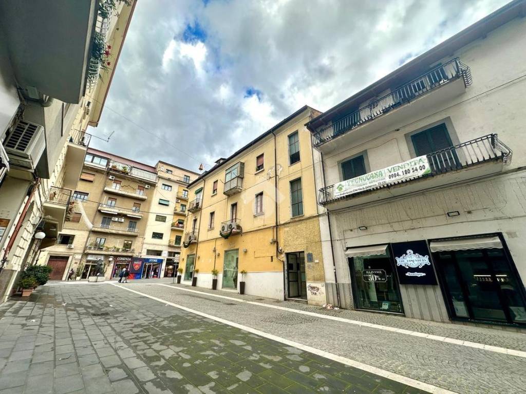 Appartamento a Cosenza in Via Molinella, 1 - Foto 2