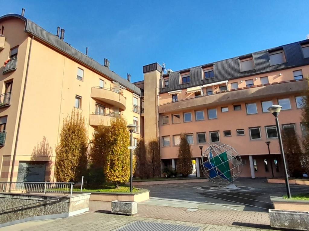 Appartamento a Erba in Corso 25 Aprile - Foto 4