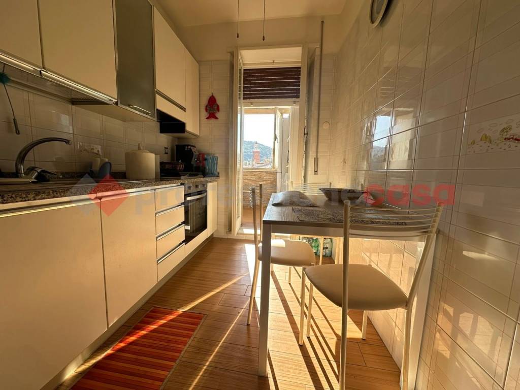 Appartamento a Gaeta in Via Indipendenza vico 3 - Foto 5