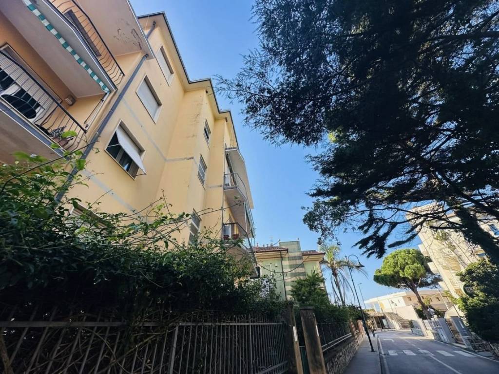 Appartamento a Deiva marina in Via Alessandria - Foto 4