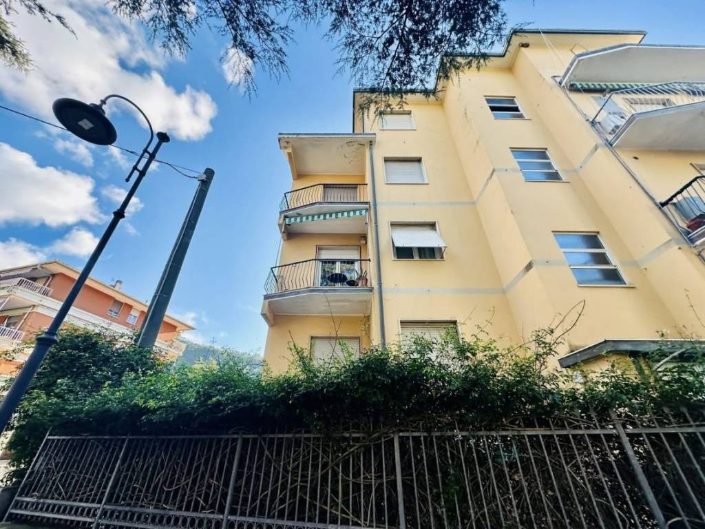 Appartamento a Deiva marina in Via Alessandria - Foto 5