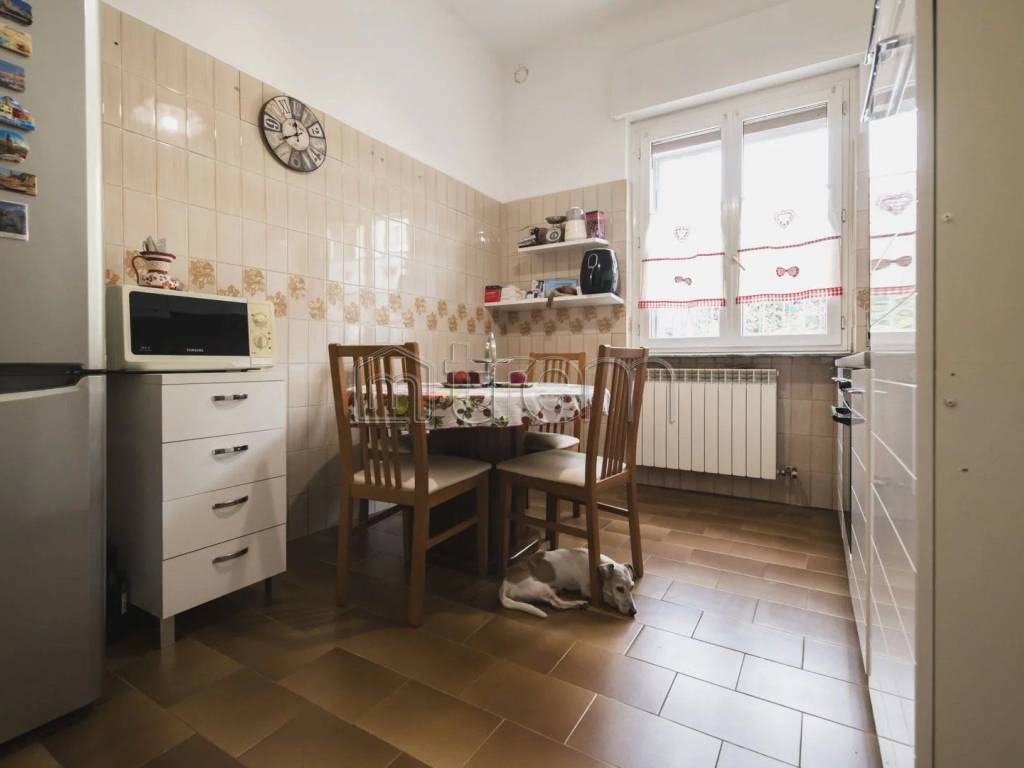 Appartamento a Saronno in Via San Gabriele del Carso, 7 - Foto 3