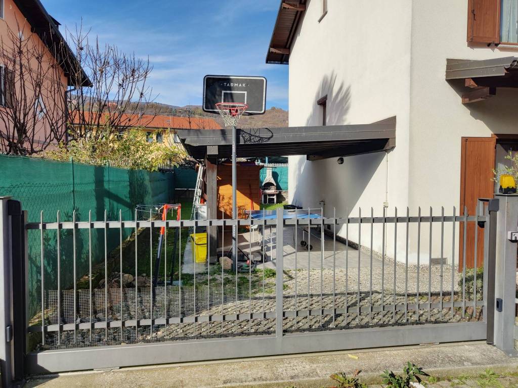 Villetta a schiera a Porto ceresio - Foto 2