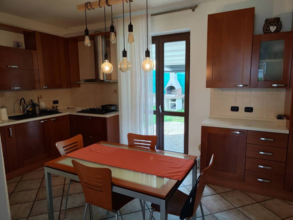 Villetta a schiera a Porto ceresio - Foto 4