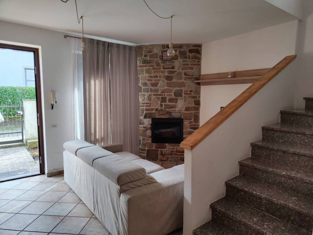 Villetta a schiera a Porto ceresio - Foto 5