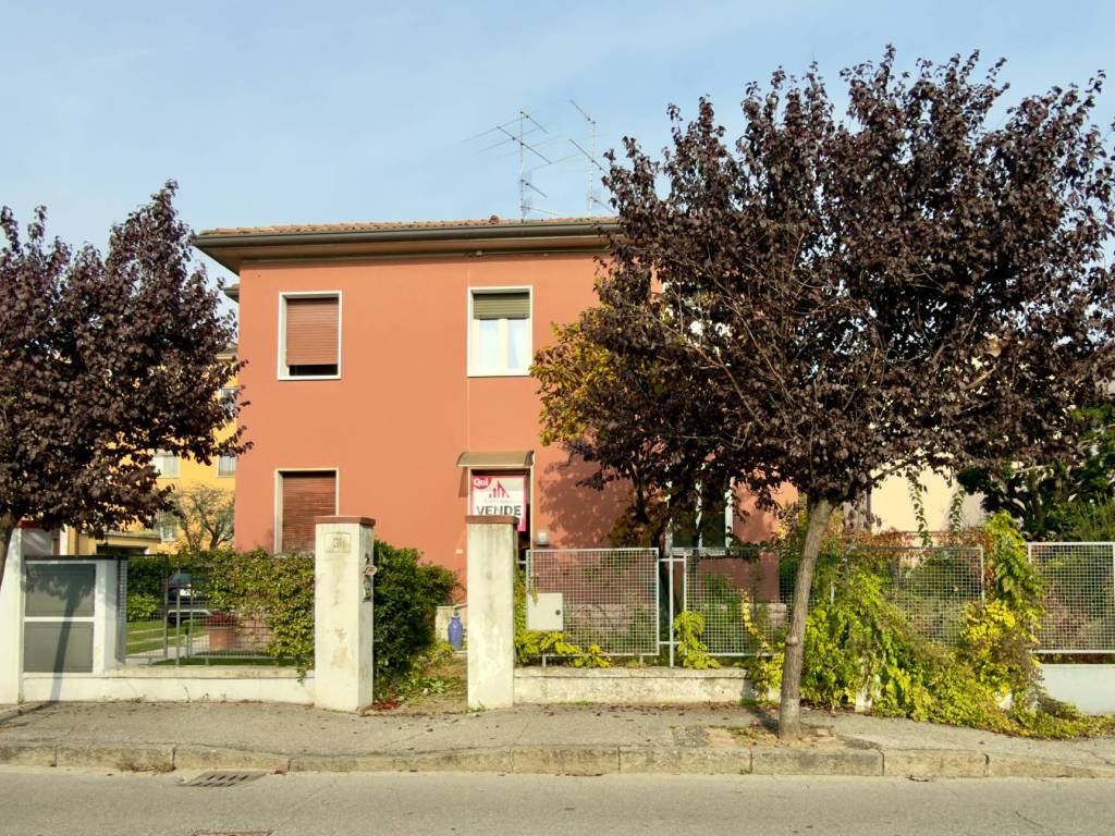 Villa a Brescia in Via Villa Ottorino - Foto 3