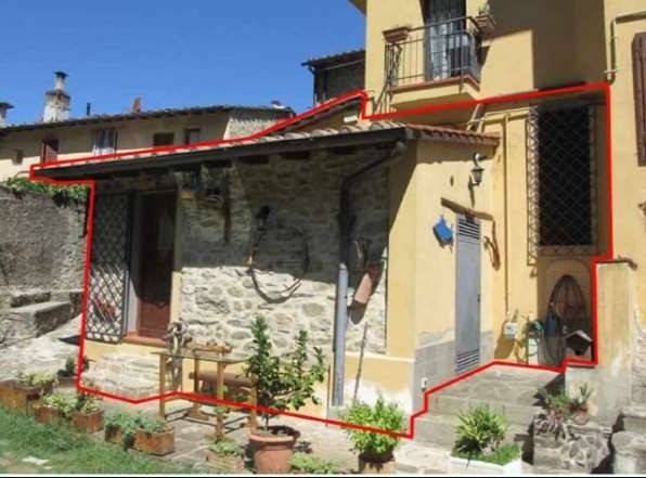 Appartamento a Dicomano in Via Ettore Pinzani - Foto 3