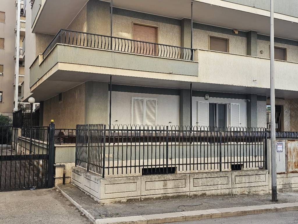 Box / garage a Cerignola in Via Trapani, 27 - Foto 3