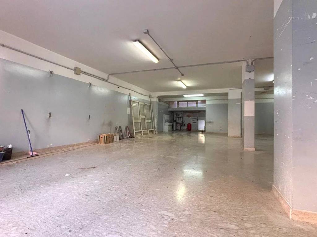 Box / garage a Alcamo in Via Alessandro Pertini - Foto 3