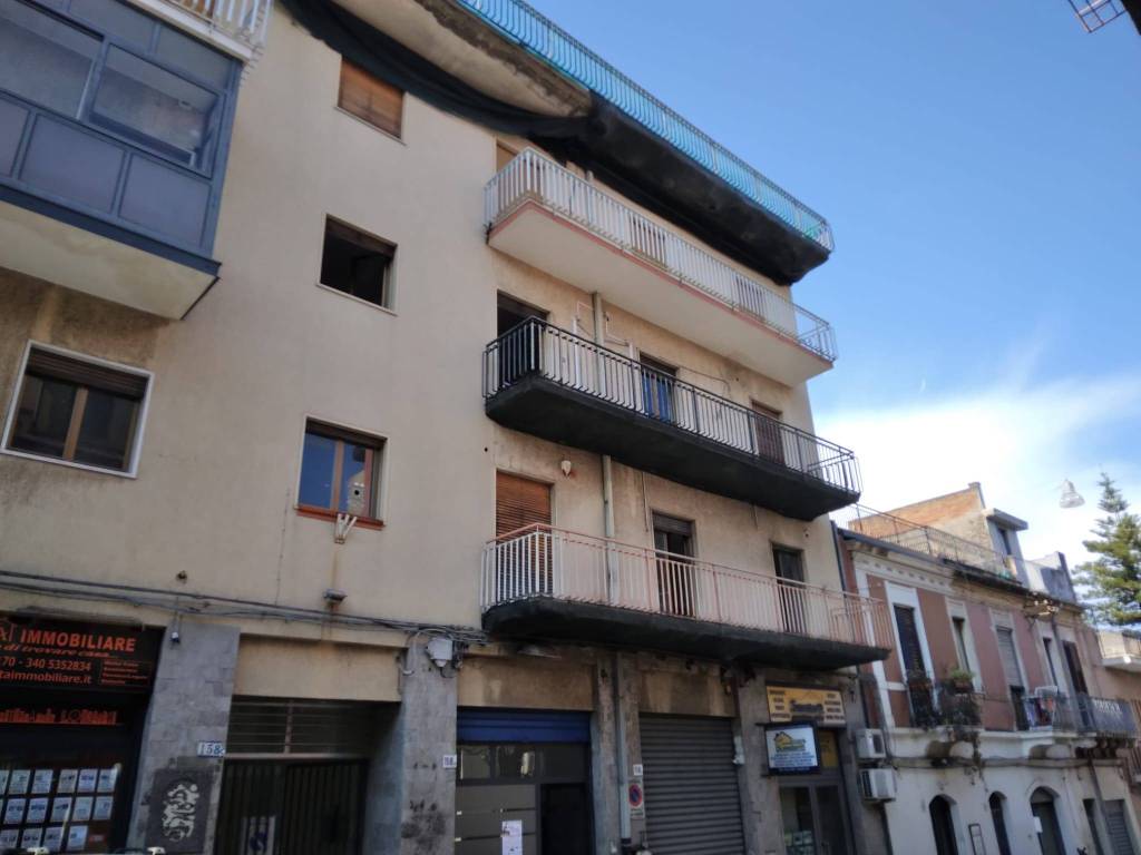 Appartamento a Acireale in Via Paolo Vasta - Foto 3