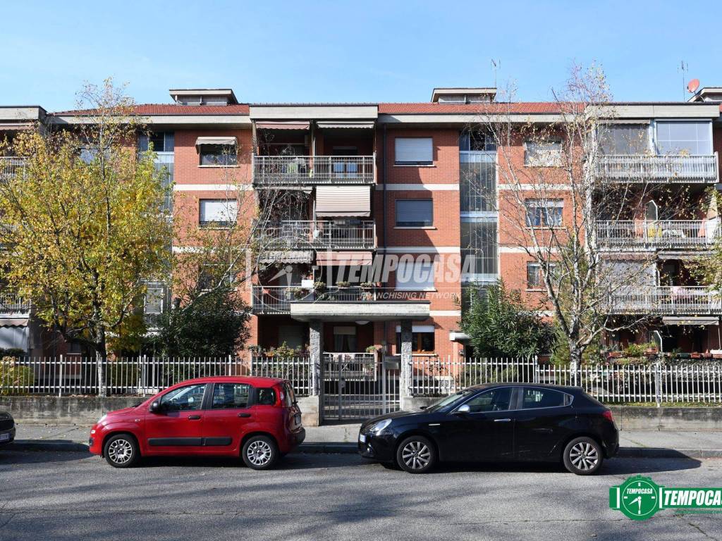 Appartamento a Venaria reale in Via Guido Gozzano, 30 - Foto 2