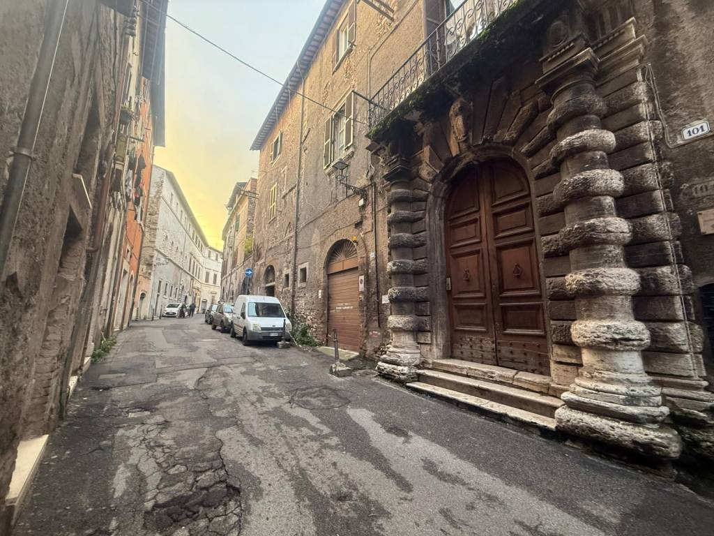 Appartamento a Tivoli in via domenico giuliani, 101 - Foto 3