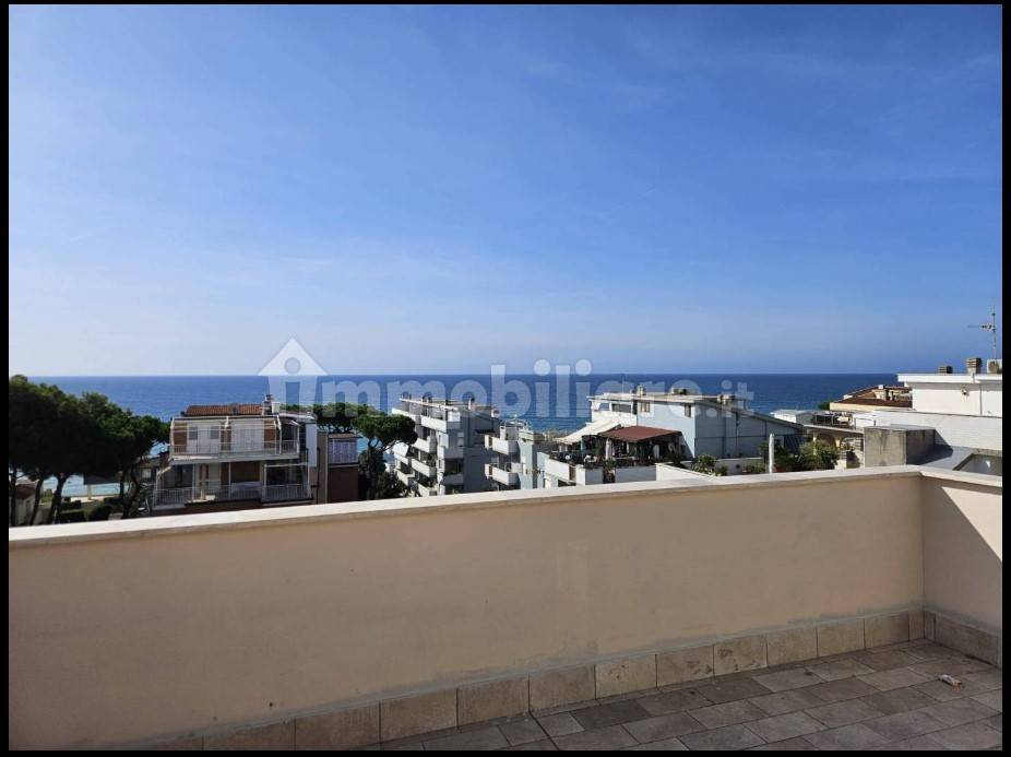 Appartamento a Santa marinella in Via Sandro Botticelli - Foto 2