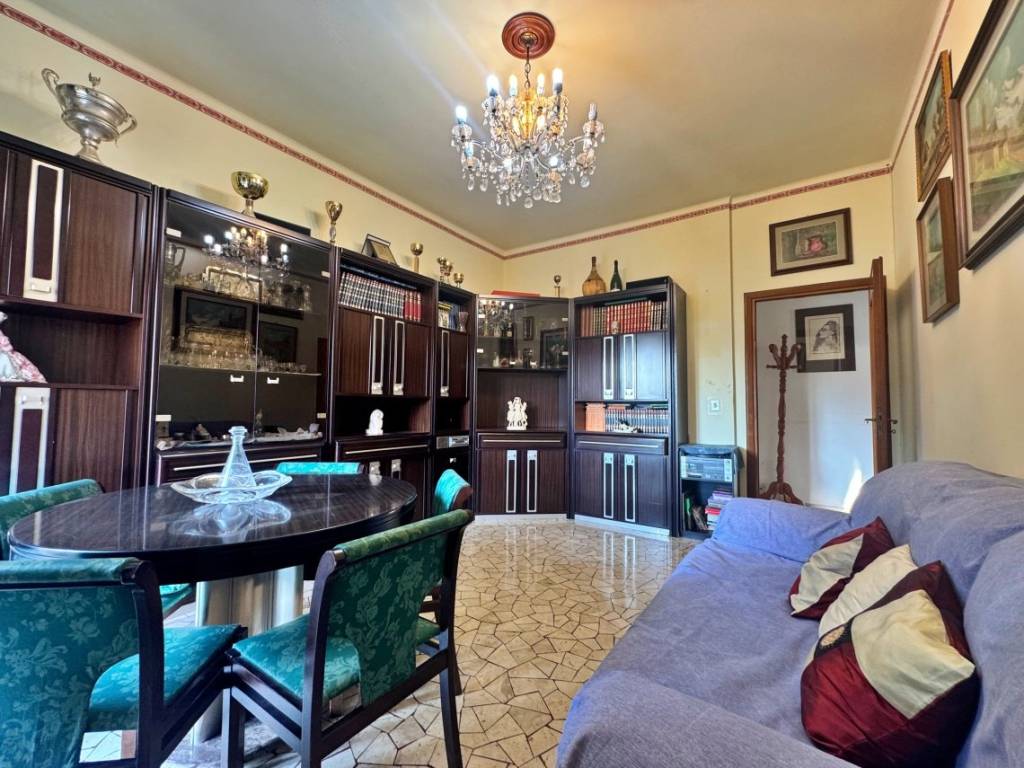 Appartamento a Albenga in Piazza Guglielmo Marconi - Foto 3