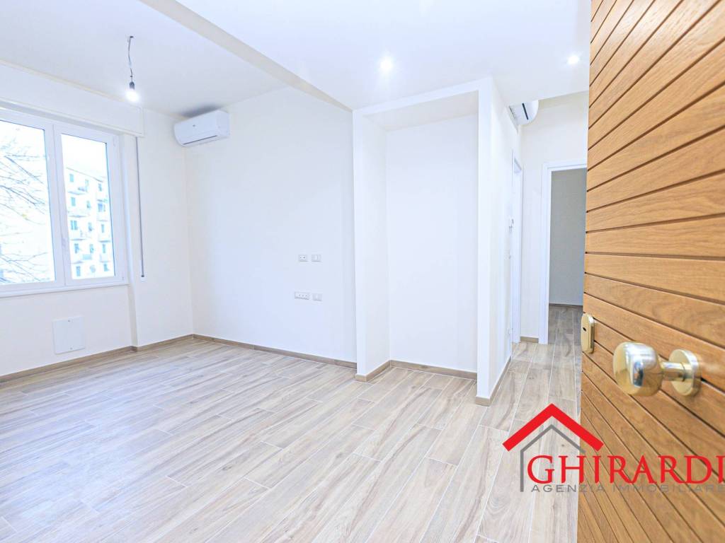 Appartamento a Genova in Via Santa Maria della Costa, 21 - Foto 3