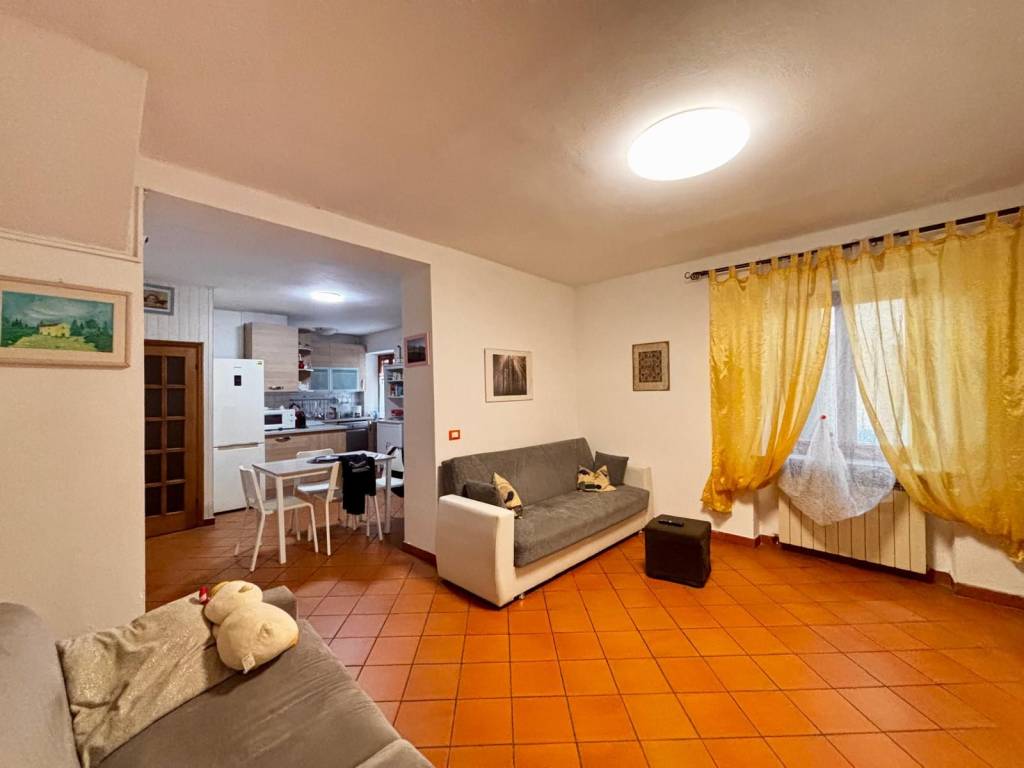 Casa indipendente a Capraia e limite in Via Giuseppe Mazzini, 4 - Foto 2