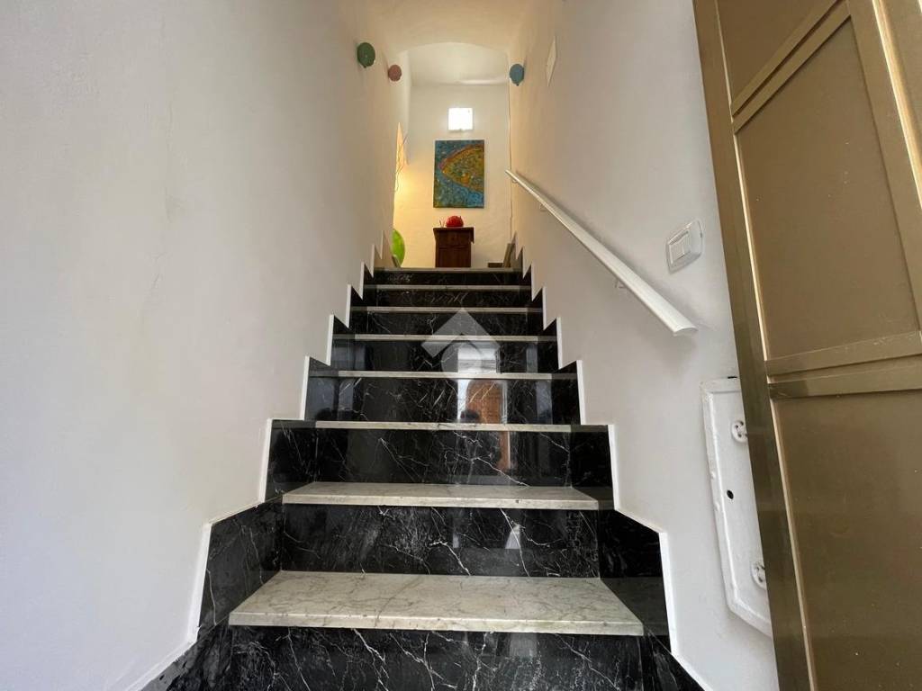 Casa indipendente a Ceglie messapica in Via Rosmini, 40 - Foto 3