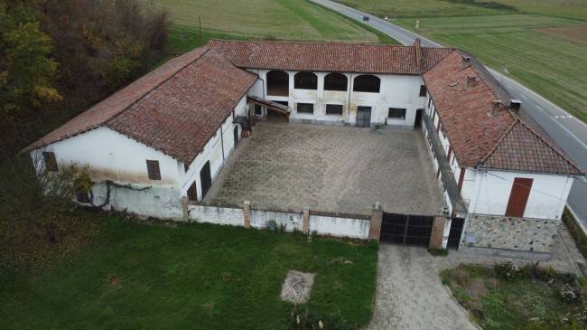 Rustico / casale a Chiusano d'asti in Via Nazionale, 29 - Foto 4