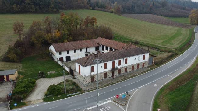 Rustico / casale a Chiusano d'asti in Via Nazionale, 29 - Foto 5