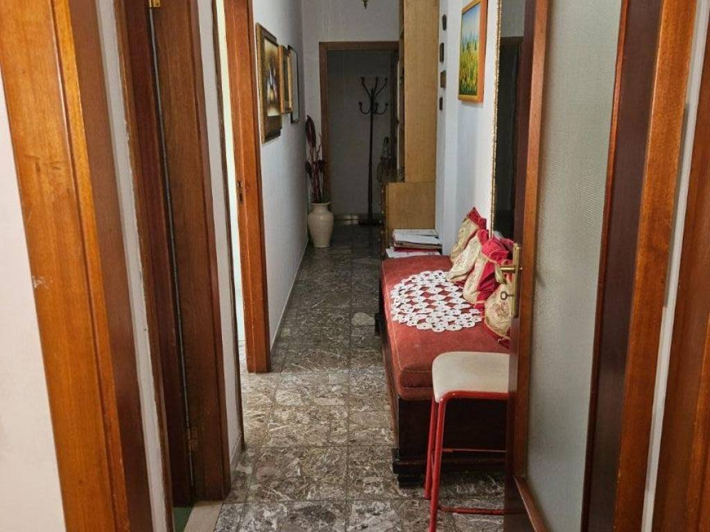 Appartamento a Trani in Piazza Dante Alighieri - Foto 4