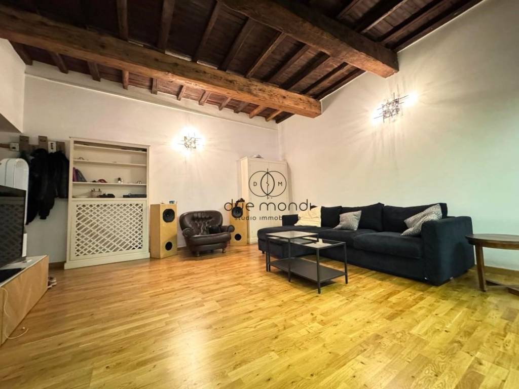 Appartamento a Spoleto in Piazza del Mercato - Foto 4