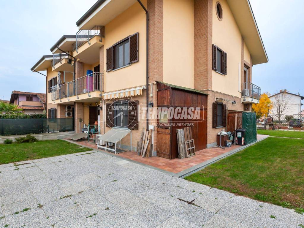 Appartamento a Santena in Via Giuseppe Garibaldi 45 - Foto 3
