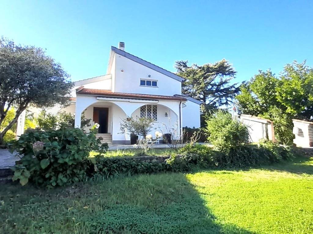 Villa a Velletri in Via Selvanova 1 - Foto 2