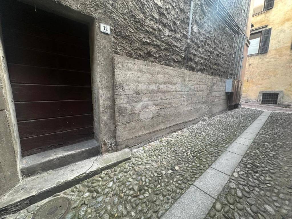 Immobile a Breno in Via Giuseppe Garibaldi, 7 - Foto 2