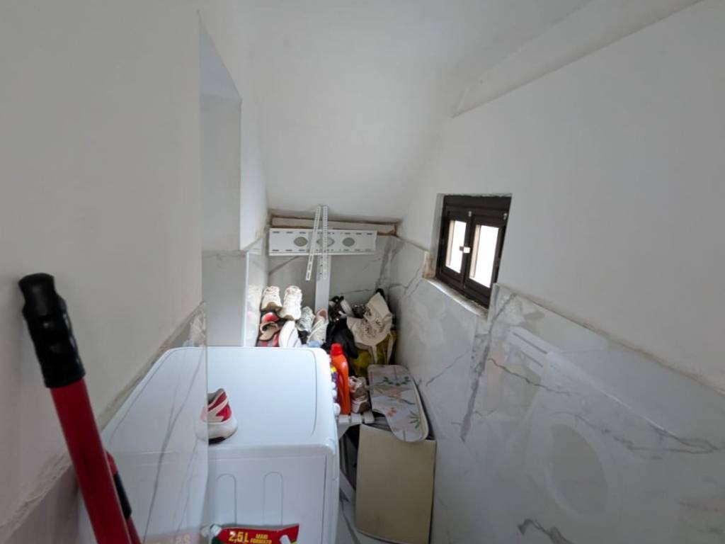 Appartamento a Cabiate in Via Vittorio Veneto, 17 - Foto 4