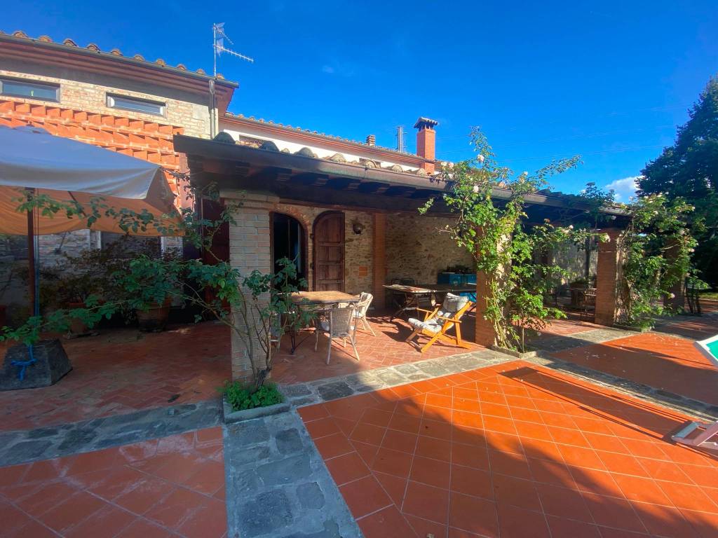 Villa a Pistoia in Via San Piero in Vincio - Foto 2