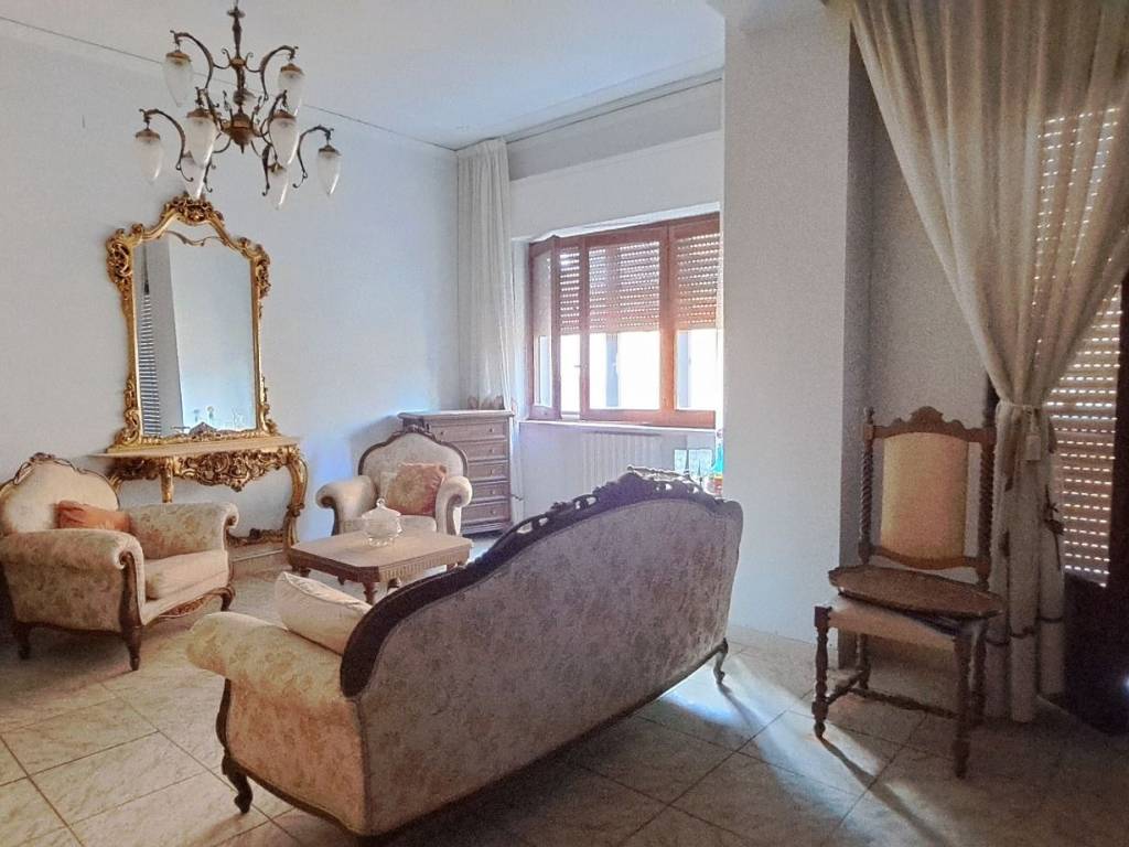 Appartamento a Vibo valentia in Via Giovanni Pascoli, 7 - Foto 4