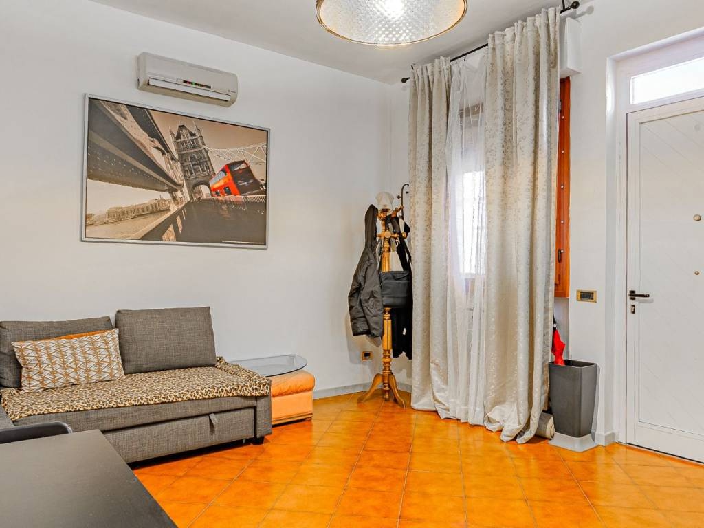 Appartamento a Quarrata in Via Europa - Foto 2