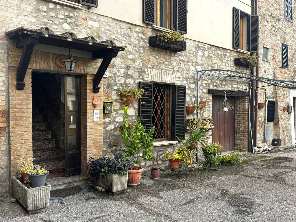 Casa indipendente a Perugia in Via Nuoro, 15 - Foto 3