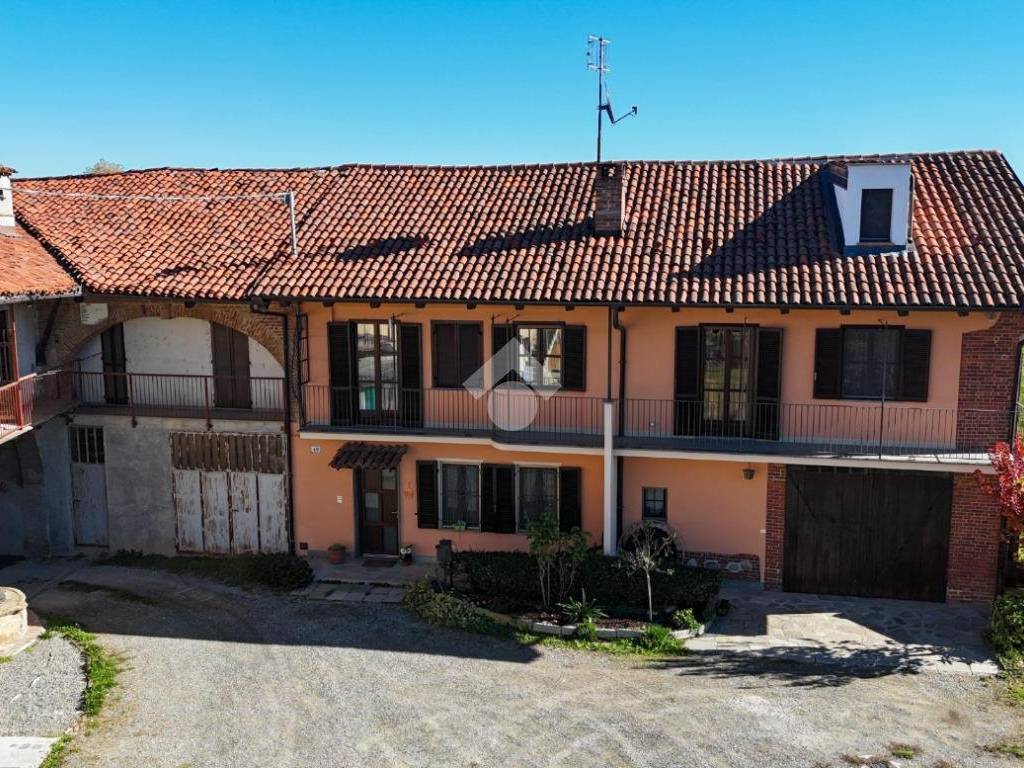 Rustico / casale a Saluzzo in Via Villafalletto, 40 - Foto 3
