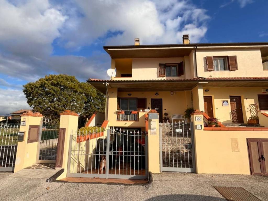 Appartamento a Assisi in Via Alessandro Fiumi, 22 - Foto 3