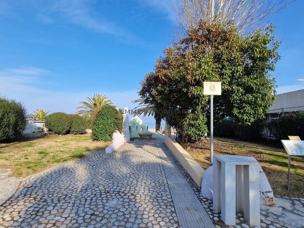Appartamento a San benedetto del tronto in VIALE EUROPA 40 - Foto 4