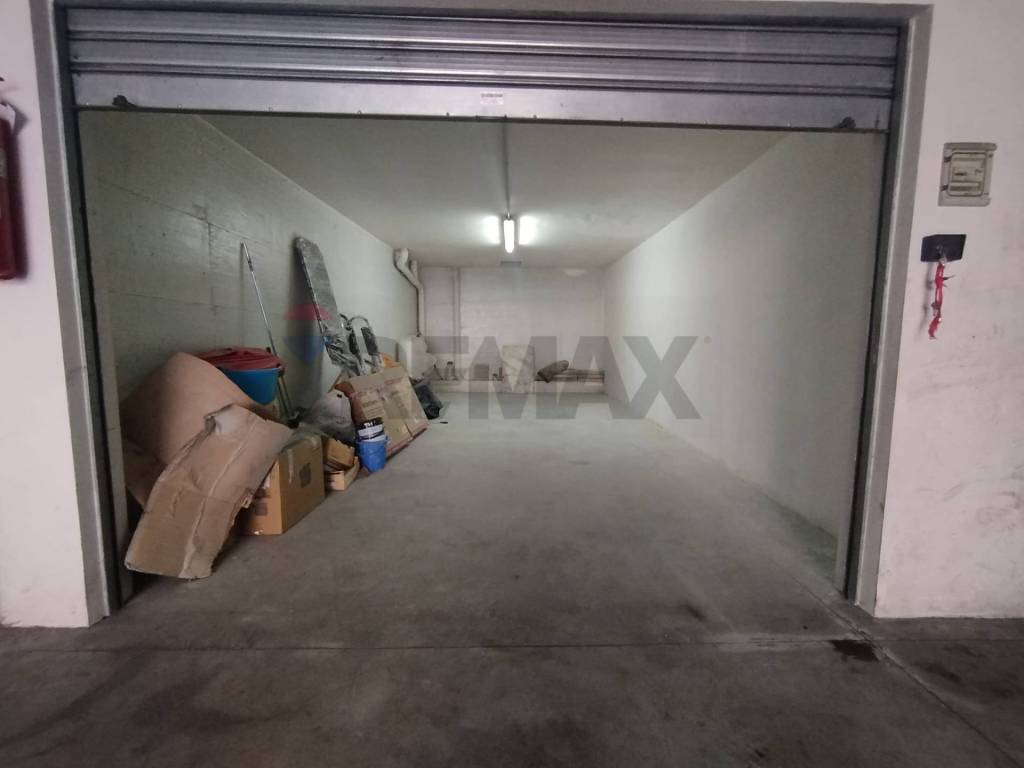 Box / garage a Capurso in Vico La Grave, 6 - Foto 4