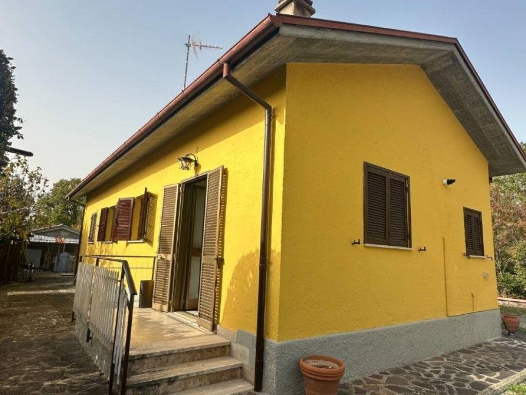 Villa a Rieti in Via Emilio Greco, 7 - Foto 3