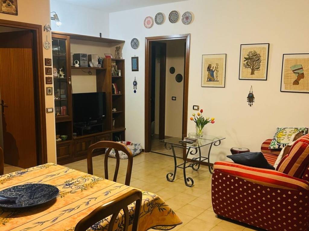 Appartamento a Binasco in Via Ugo Foscolo, 5 - Foto 3