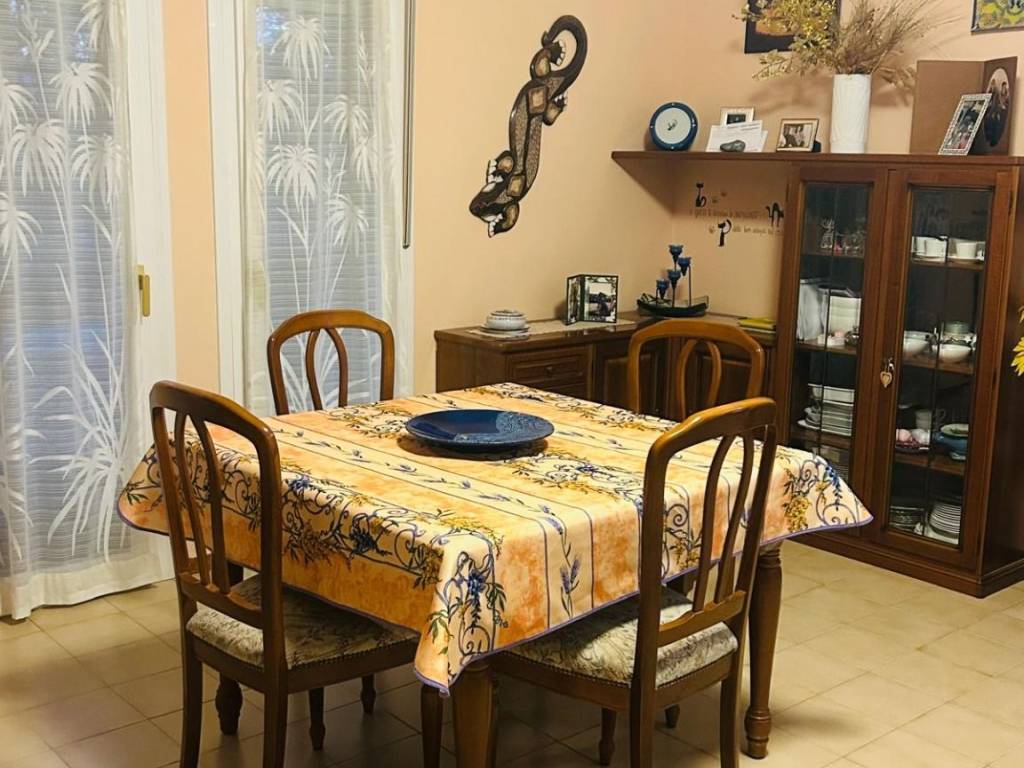 Appartamento a Binasco in Via Ugo Foscolo, 5 - Foto 4