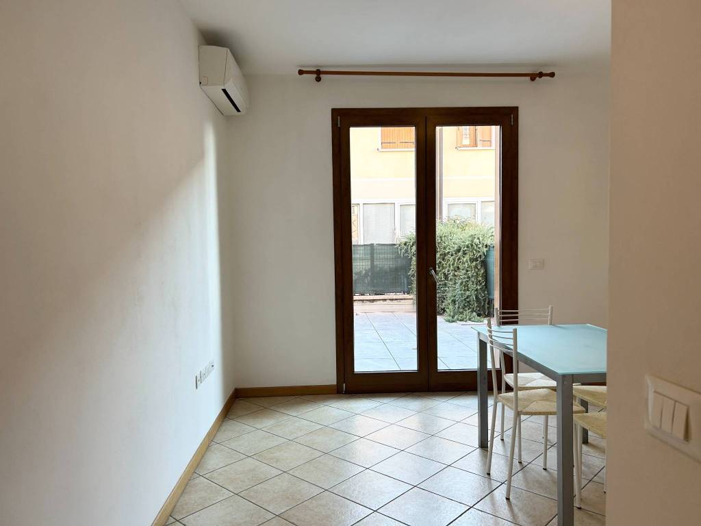 Appartamento a Bassano del grappa in Via Monsignor Ferdinando Rodolfi - Foto 2